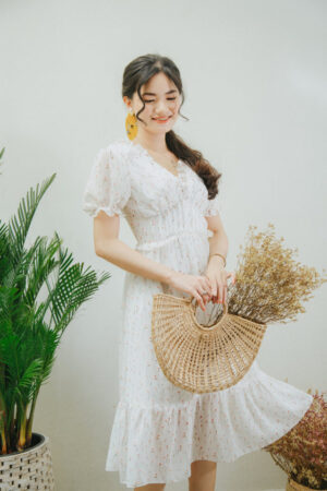Đầm maxi dáng dài dún eo voan hoa nhí trắng