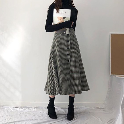 Chân váy caro phối áo thun tay dài cho học sinh phong cách Hàn Quốc