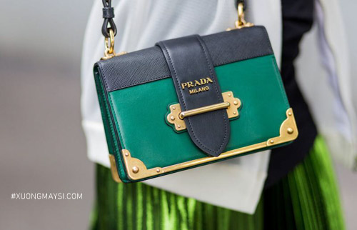 Prada đem đến cho các bạn nữ những túi xách cực kỳ sang trọng và quý phái