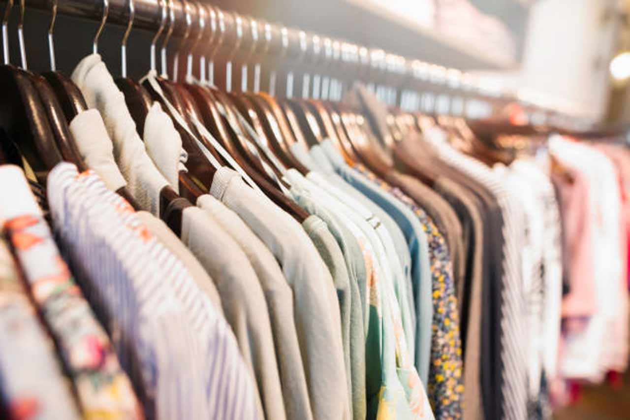 Mua hộ quần áo Shopee Singapore cước phí cực rẻ
